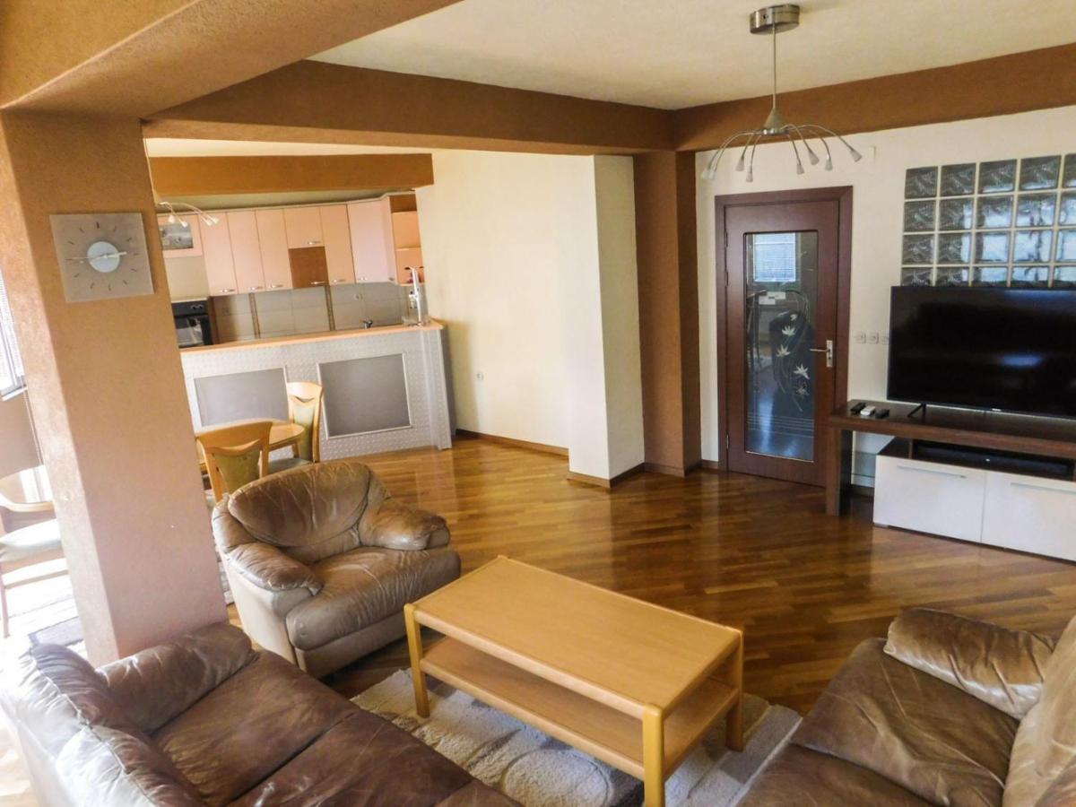 Luxe Apartment Ochryda Zewnętrze zdjęcie