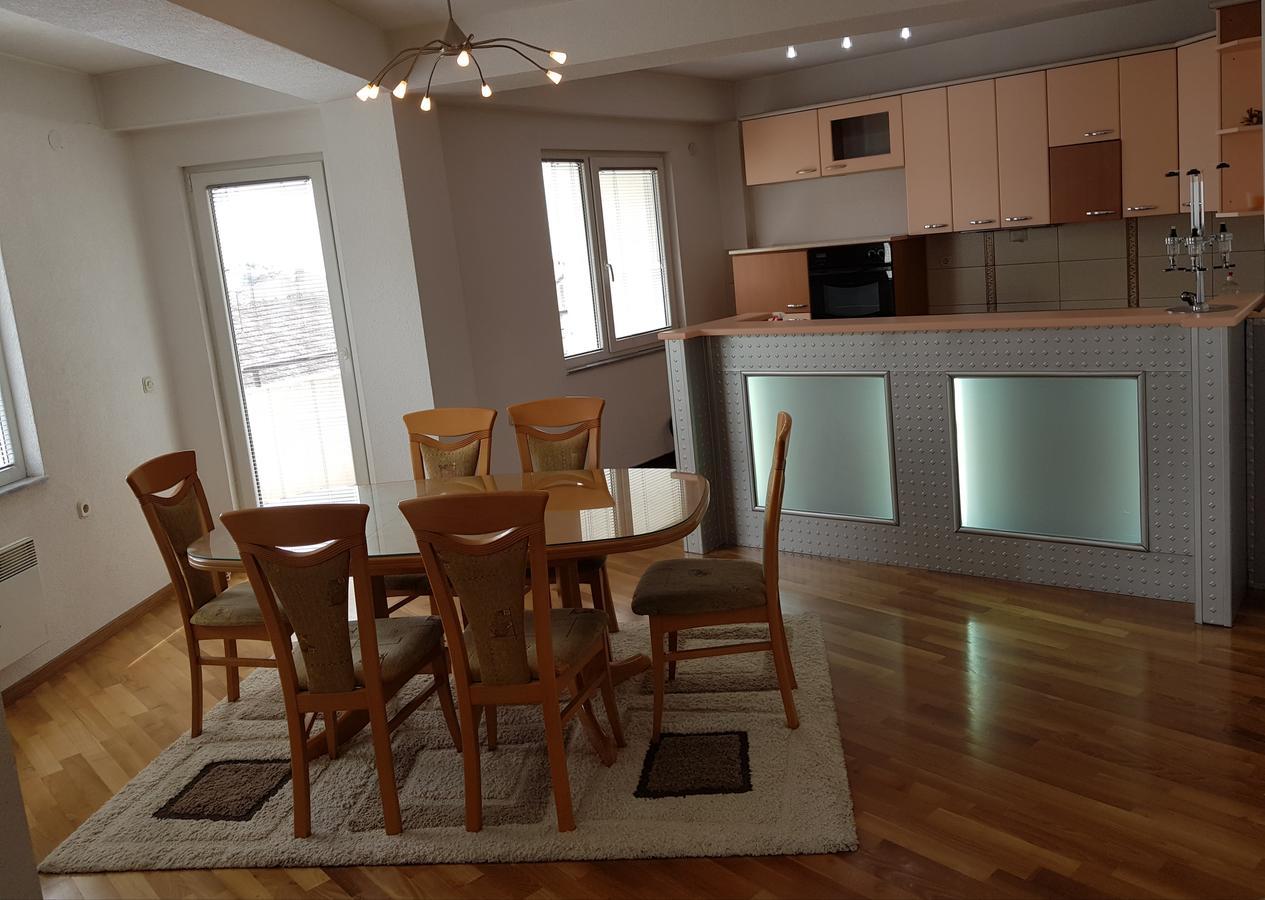 Luxe Apartment Ochryda Zewnętrze zdjęcie